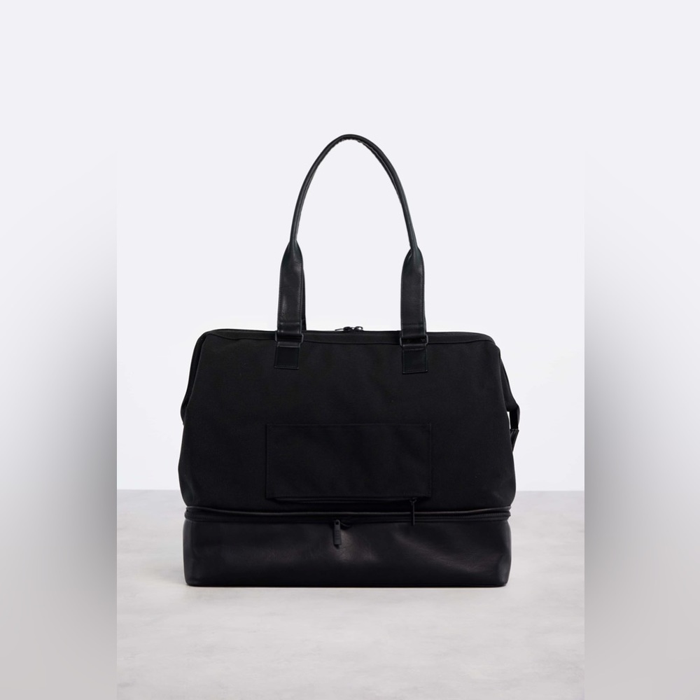 The Convertible Weekender | BEIS